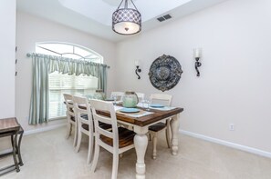 빌라 (4 Bedrooms) | 숙박 시설 내 편의 시설/서비스