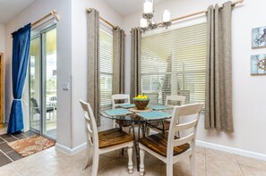 Villa (4 Bedrooms) | Property amenity