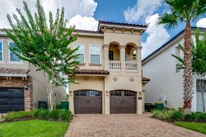 Villa (5 Bedrooms) | Front of property - Luxury 4 Bedroom Villa on Reunion Resort and Spa, Orlando Villa 2018 (Kissimmee)