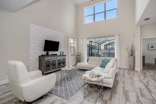 Villa (5 Bedrooms) | Property amenity