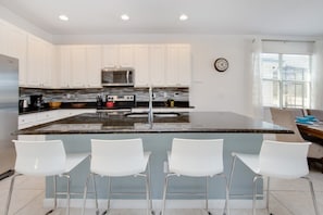 Villa (5 Bedrooms) | Property amenity