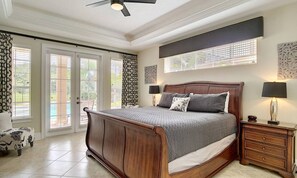 7 bedrooms, laptop workspace, bed sheets