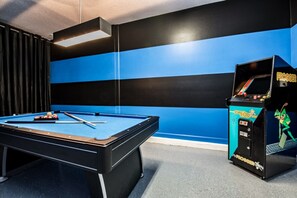Villa (5 Bedrooms) | Property amenity