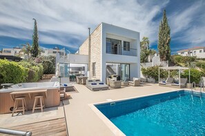 Pool - Rent a Luxury Villa in Cyprus Close to the Beach, Paphos Villa 1264 (Neo Chorio)