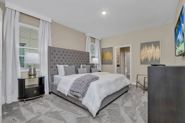 Villa (Multiple Bedrooms) | Property amenity