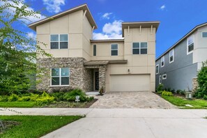 Villa (Multiple Bedrooms) | Servicio de la propiedad