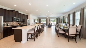 Unclassified image, 4 of 41, button - Luxury Private Villa With Large Pool on Encore Resort at Reunion, Orlando Villa 4432 (Kissimmee)