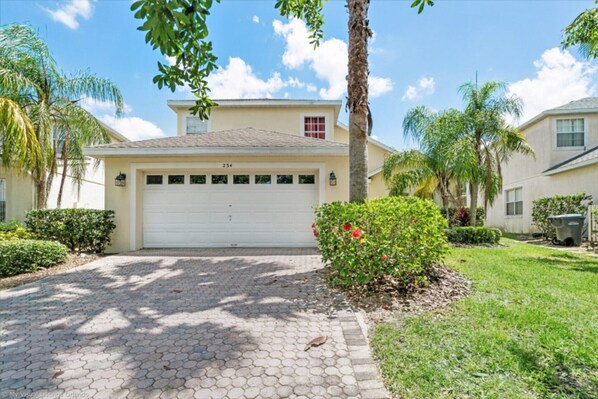 Villa (4 Bedrooms) | Property amenity