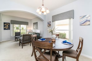 Microonde, forno, piano cottura, lavastoviglie