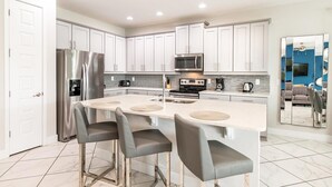 Private kitchen - Luxury Villa With Private Pool on Encore Resort at Reunion, Orlando Villa 4511 (Kissimmee)