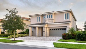 Exterior - Luxury Villa With Private Pool on Encore Resort at Reunion, Orlando Villa 4511 (Kissimmee)