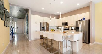 Luxury Contemporary Style Villa on Solterra Resort, Orlando Villa 4544