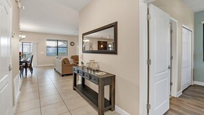 Interior - Picture Renting Your Own Luxury Villa on the Exclusive Champions Gate Resort, Close to Disney (Davenport)