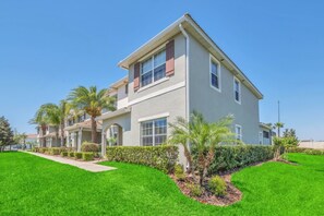 Exterior - Luxury Townhome on Storey Lake Resort, Orlando Townhome 5526 (Kissimmee)