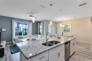 Villa (4 Bedrooms) | Property amenity