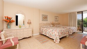 2 bedrooms, laptop workspace, bed sheets - Perfect Apartment on The Anchorage, Siesta Key Apartment 1004 (Siesta Key)