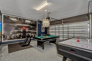 Villa (Multiple Bedrooms) | Property amenity