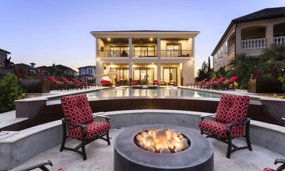 Luxury Mansion With Private Pool on Reunion Resort and Spa, Orlando Mansion 4751