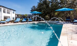 Outdoor pool - Luxury Mansion With Private Pool on Reunion Resort and Spa, Orlando Mansion 4603 (Kissimmee)
