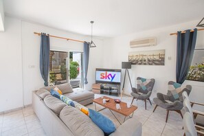 Property amenity - Rent a Luxury Villa in Cyprus Close to the Beach, Protaras Villa 1266 (Paralimni)