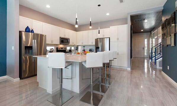 Fridge, microwave, oven, stovetop - Perfect 10 Bedroom Villa on Solterra Resort, Orlando Villa 4540 (Davenport)