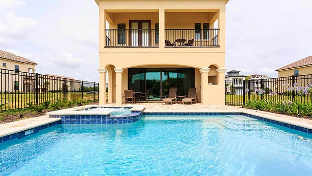 Pool - Rent the Perfect 5 Bedroom Villa on Reunion Resort and Spa, Orlando Villa 4576 (Kissimmee)