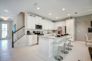 Villa (5 Bedrooms) | Property amenity - Rent a Luxury Townhome on Solara Resort, Minutes From Disney, Orlando Townhome 2532 (Kissimmee)
