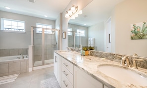 Bathroom - The Perfect Villa With a Beautiful Private Pool, Orlando Villa 4466 (Kissimmee)