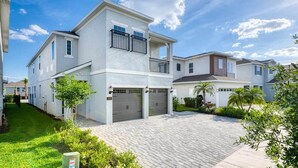 Unclassified image, 4 of 42, button - The Perfect Villa With a Beautiful Private Pool, Orlando Villa 4466 (Kissimmee)