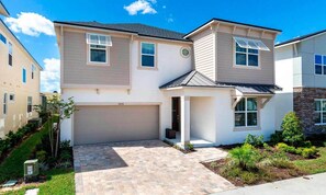 Exterior - Rent This Luxury 5 Star Villa on Solara Resort, Orlando Villa 4722 (Kissimmee)
