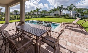 Outdoor pool, sun loungers