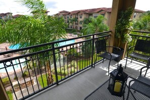 Balcony - Rent a Luxury Apartment on Bella Piazza Resort, Minutes From Disney, Orlando Apartment 2692 (Davenport)