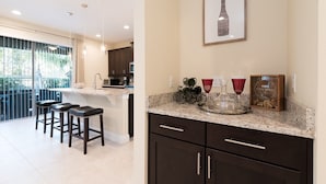 Coffee/tea maker, microwave, oven, stovetop - Luxury Villa on Encore Resort at Reunion With a Private Pool, Orlando Villa 4696 (Kissimmee)
