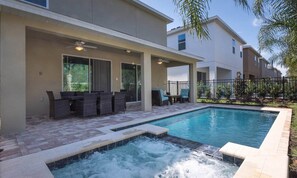 Outdoor pool - Luxury Villa on Encore Resort at Reunion With a Private Pool, Orlando Villa 4696 (Kissimmee)