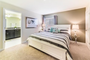 5 間臥室、筆電工作空間、無線上網、床單