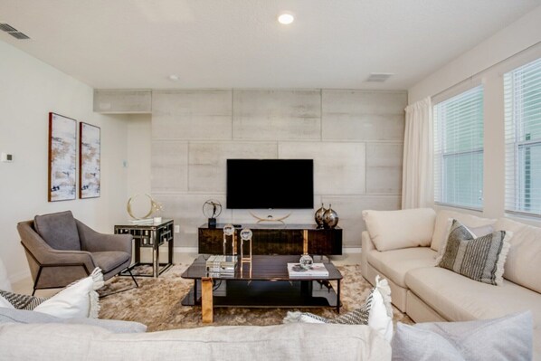 Villa (6 Bedrooms) | Property amenity