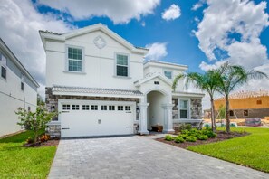 Villa (Multiple Bedrooms) | Front of property - The Ultimate Guide to Renting Your Luxury 8 Bedroom Mansion on Champions Gate Resort, Orlando Mansion 2526 (Davenport)