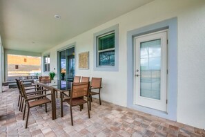 Villa (Multiple Bedrooms) | Property amenity