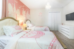 Villa (Multiple Bedrooms) | Property amenity - The Ultimate Guide to Renting Your Luxury 8 Bedroom Mansion on Champions Gate Resort, Orlando Mansion 2526 (Davenport)