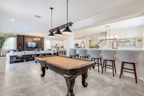 Game room - 5star Villas Close to Disney, Orlando Mansion 2884 (Kissimmee)