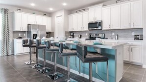 Microwave, oven, stovetop, dishwasher - Rent Your Dream Holiday Villa in One of Orlando's Most Exclusive Resorts,solara Resort , Orlando Villa 5512 (Kissimmee)