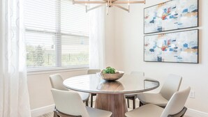 Dining - Perfect 6 Bedroom Villa on Encore Resort at Reunion, Orlando Villa 4396 (Kissimmee)