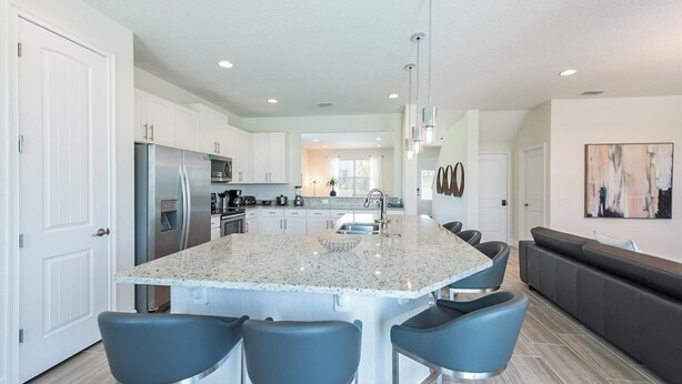 Private kitchen - Perfect 6 Bedroom Villa on Encore Resort at Reunion, Orlando Villa 4396 (Kissimmee)