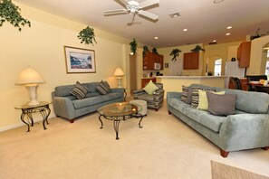 Living room - Rent This Wonderful Villa, Orlando Villa 1084 (Davenport)