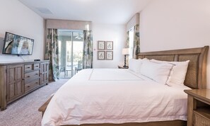 6 chambres, espace de travail pour ordinateurs portables