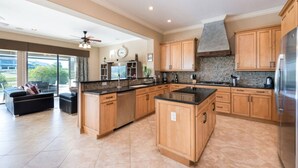 Property amenity - Rent the Perfect 4 Bedroom Villa on Reunion Resort and Spa, Orlando Villa 4622 (Kissimmee)