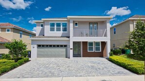 Exterior - Luxury Villa on Encore Resort at Reunion With a Private Pool, Orlando Villa 4706 (Kissimmee)