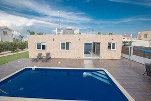Pool - Rent a Luxury Villa in Cyprus Close to the Beach, Protaras Villa 1194 (Paralimni)