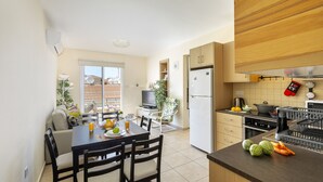Fridge, microwave, oven, stovetop - You Have Found the Perfect Holiday Apartment Minutes From the Beach, Protaras Apartment 1573 (Paralimni)