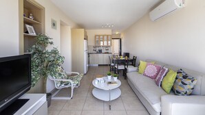 TV - You Have Found the Perfect Holiday Apartment Minutes From the Beach, Protaras Apartment 1573 (Paralimni)
